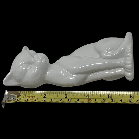 UCGC White Ceramic Cat Figurine Sitting 6 Inch Kitty Vintage Kitty - Picture 6 of 6